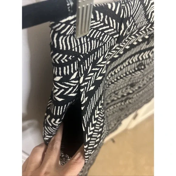 Maeve Anthropologie Black White Geometric Tribal Button Front Mini Skirt 4 boho - Picture 2 of 6